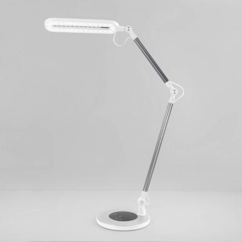 Настольная лампа Eurosvet Modern 80420/1 серебристый фото 3
