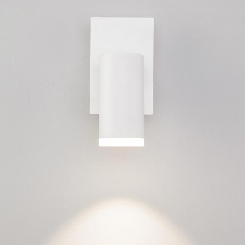 Настенный светодиодный светильник Eurosvet 20067/1 LED белый фото 4