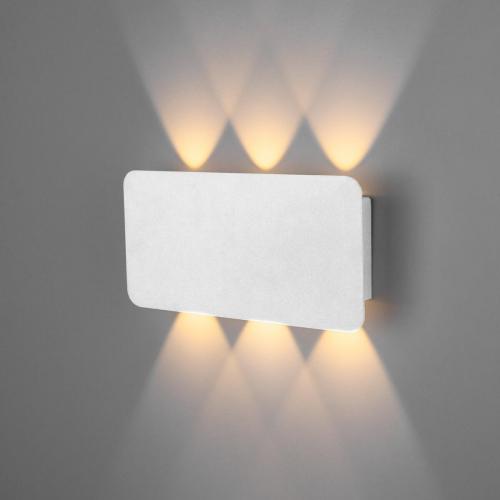 Настенный светодиодный светильник Elektrostandard 40138/1 LED белый a055776 фото 2