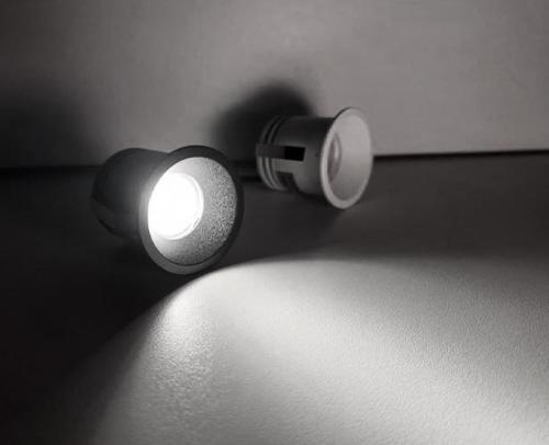 Встраиваемый светодиодный светильник Italline DL 3027 white фото 3
